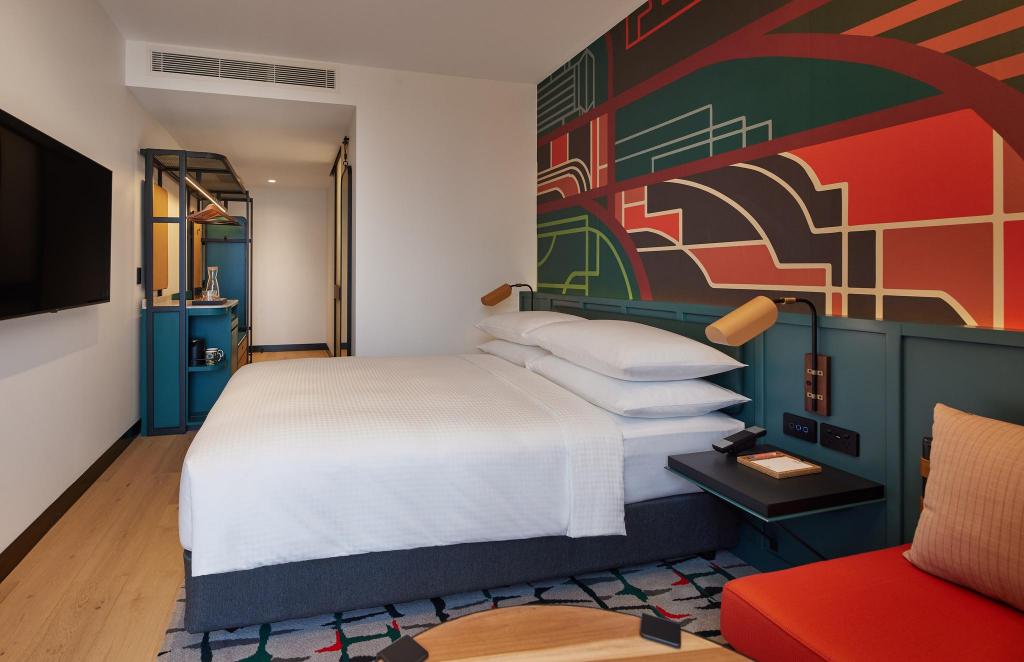 caption by hyatt central sydney