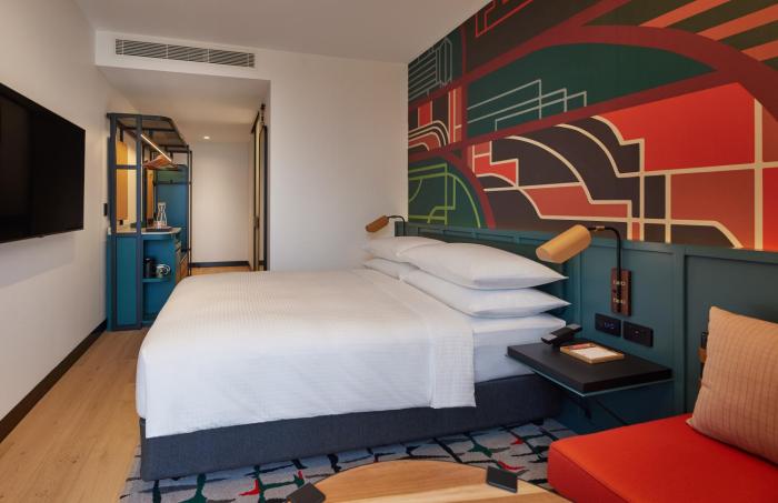 caption by hyatt central sydney