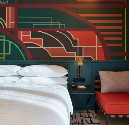 caption by hyatt central sydney