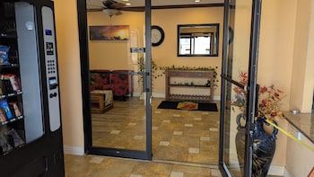 Platinum Inn And Suites Houston,18836 Tomball Pkwy,0 star