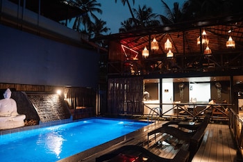 tranquillo by the beach luxury wooden