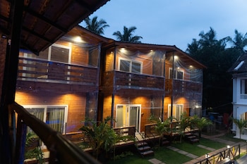 tranquillo by the beach luxury wooden