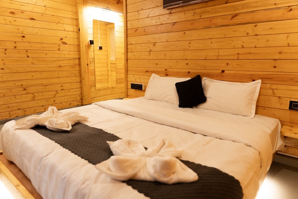 tranquillo by the beach luxury wooden