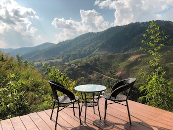 Baan Klangkao,,2 star