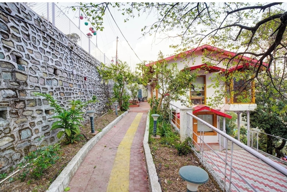 peachwood resort ramgarh