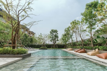 paak hotel suvarnabhumi