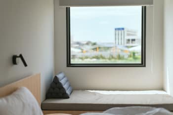 paak hotel suvarnabhumi