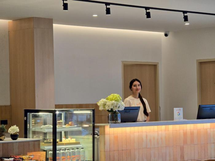 paak hotel suvarnabhumi