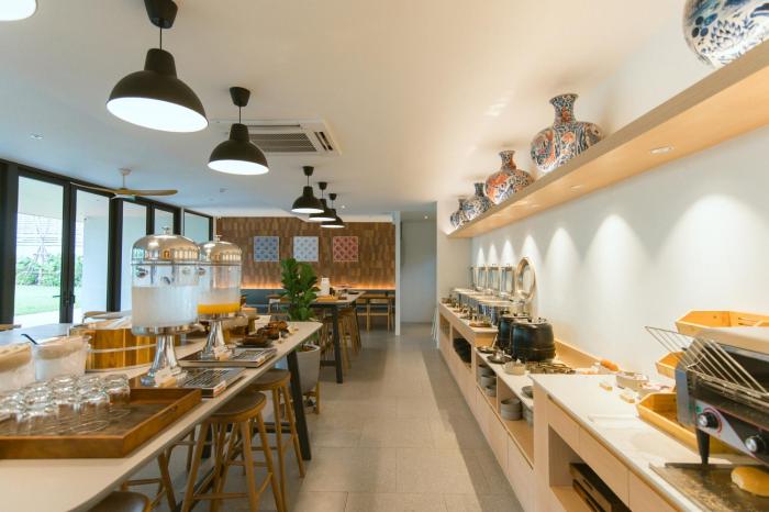 paak hotel suvarnabhumi