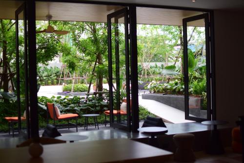 paak hotel suvarnabhumi