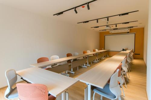 paak hotel suvarnabhumi