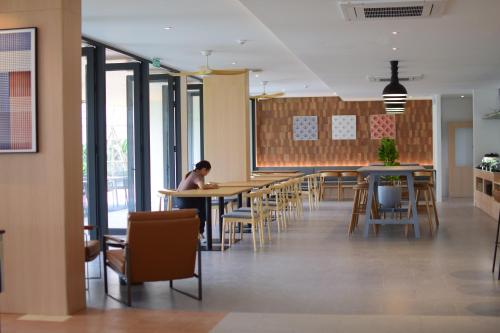 paak hotel suvarnabhumi