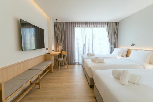 paak hotel suvarnabhumi