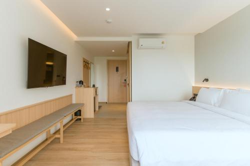 paak hotel suvarnabhumi