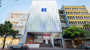 b2 china town yaowarat premier