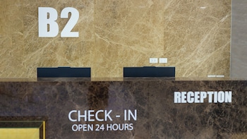 b2 china town yaowarat premier