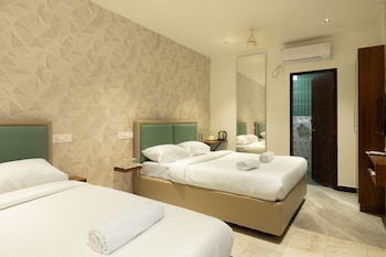 sri varee residency