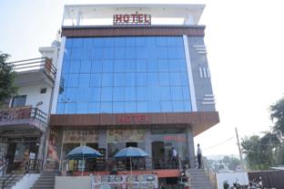 Hotel Om Palace,,2 star