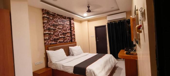 hotel swarna palace