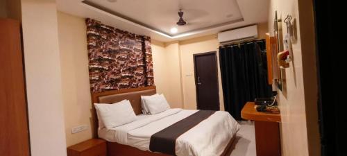 hotel swarna palace