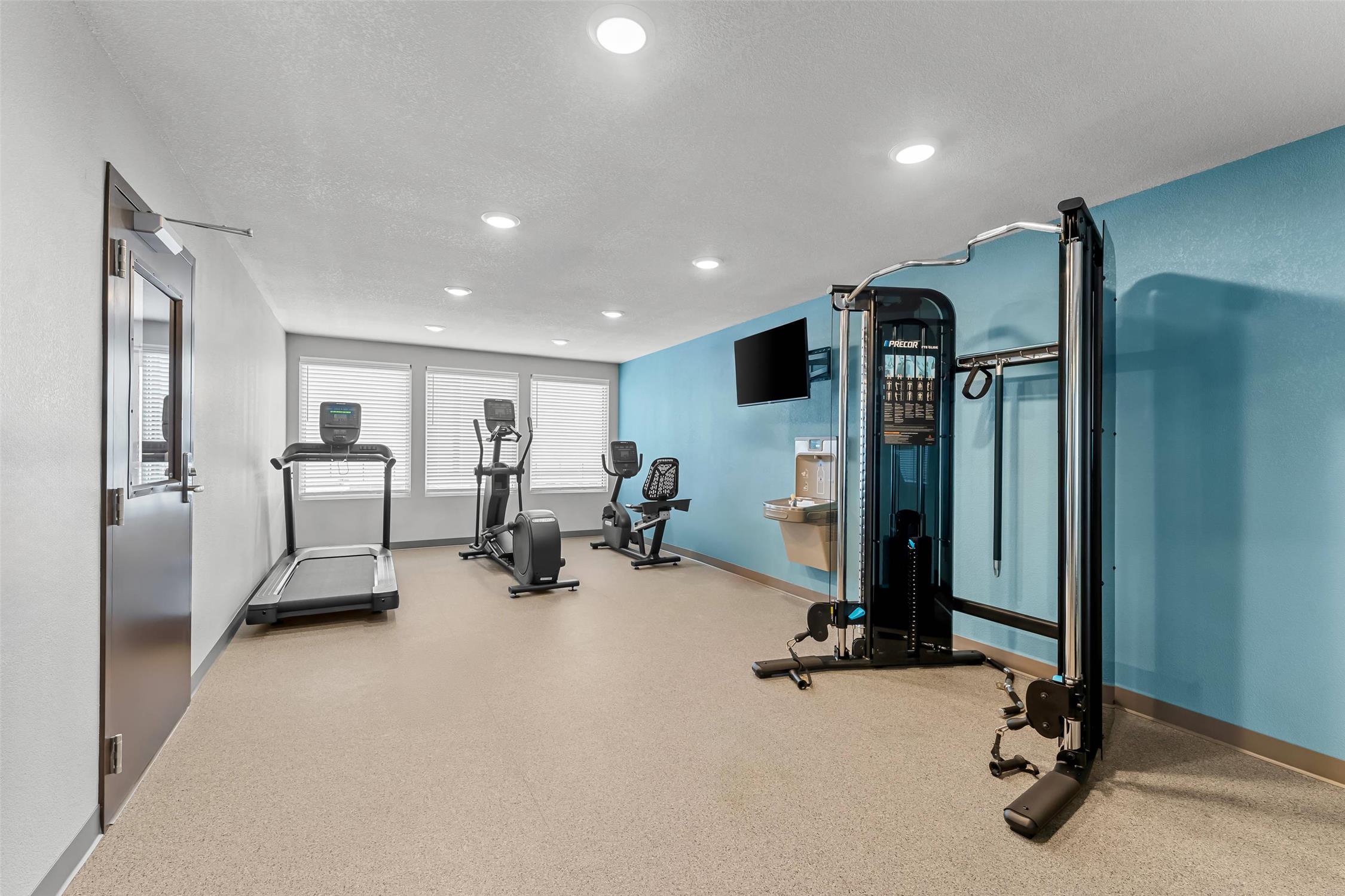 woodspring suites wilmington riverfront