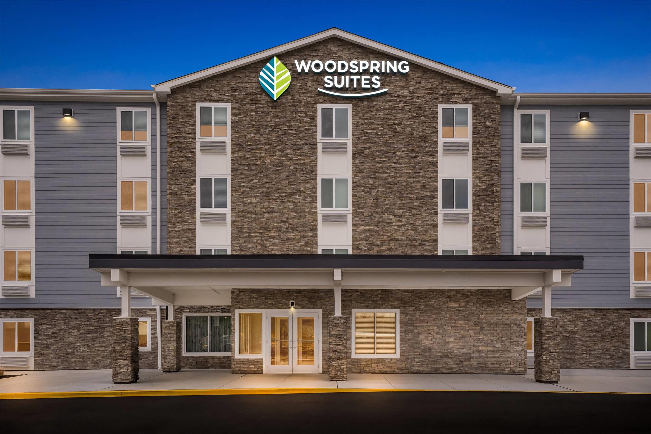 woodspring suites wilmington riverfront