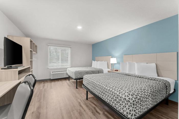 woodspring suites wilmington riverfront