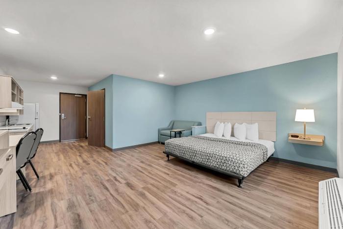 woodspring suites wilmington riverfront