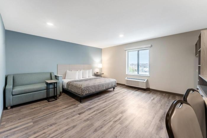 woodspring suites wilmington riverfront