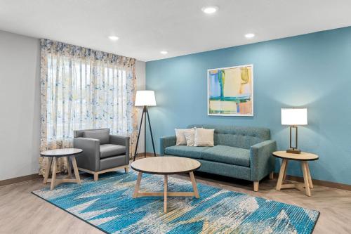 woodspring suites wilmington riverfront