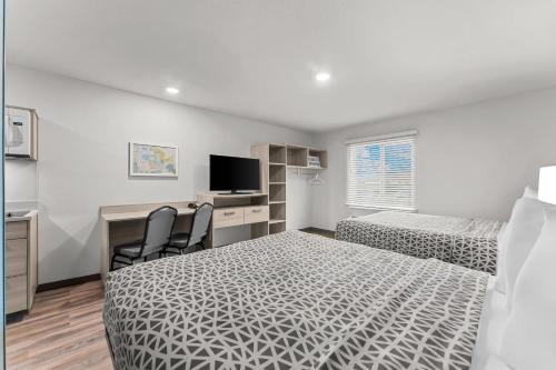woodspring suites wilmington riverfront