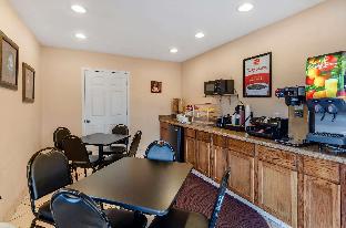 econo lodge civic center