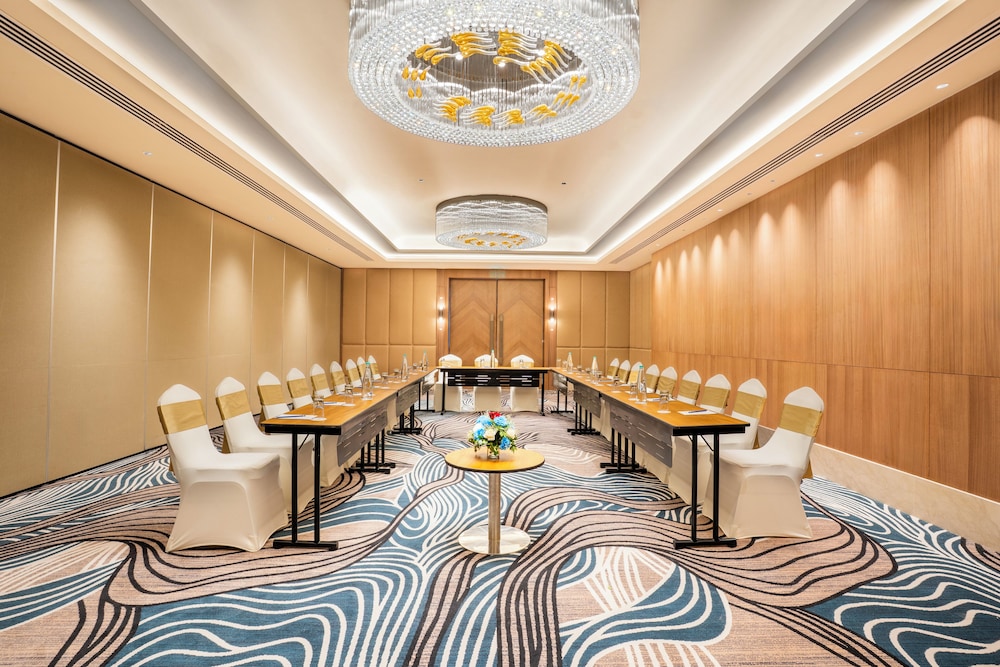 sarovar premiere alwar