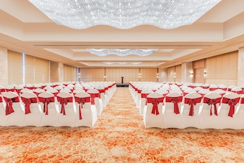 sarovar premiere alwar