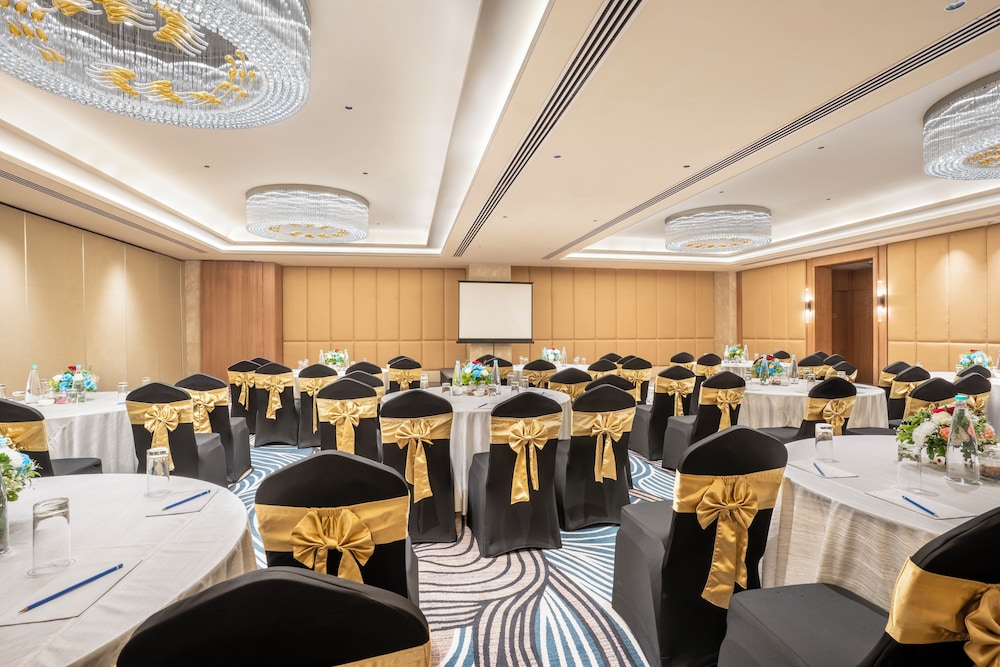 sarovar premiere alwar