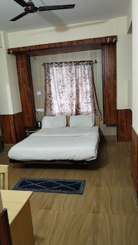 hotel pranjal inn