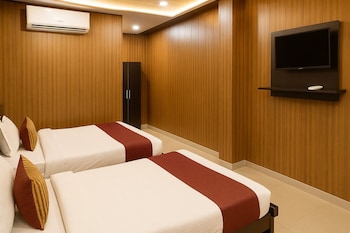 comfort stay saheed path ahimamau near lulu mall