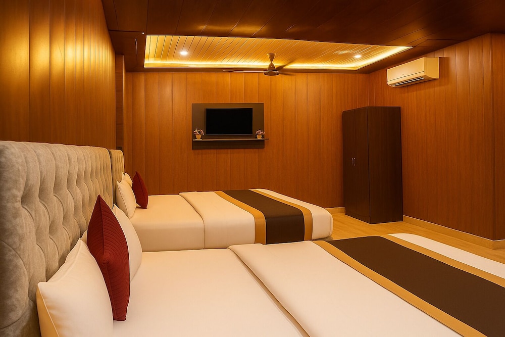 comfort stay saheed path ahimamau near lulu mall