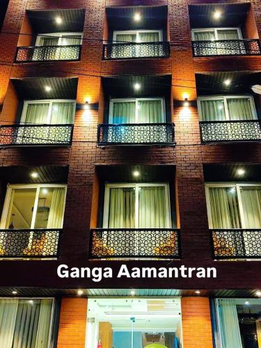 Hotel Ganga Aamantran,,3 star