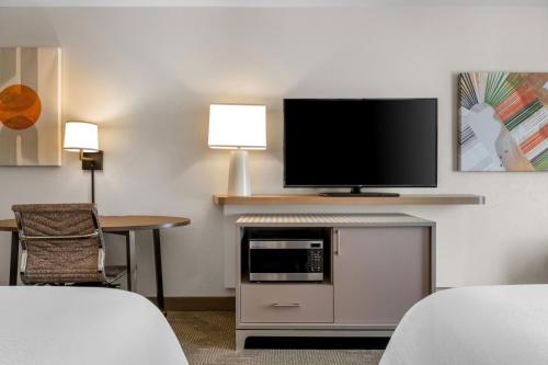 holiday inn rock springs by ihg