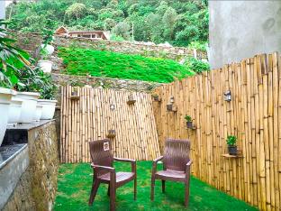 The Lakemont Villa,,2 star