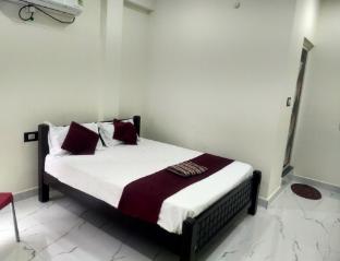 sri navaneetha krishna mahal and residency