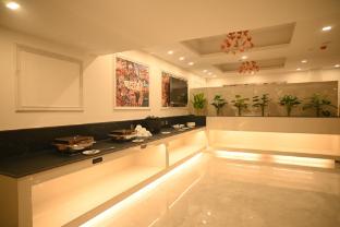 Quality Inn Rama Ayodhya,,4 star