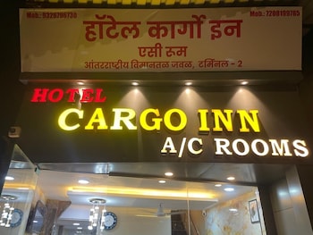 Hotel Cargo Inn,,2 star