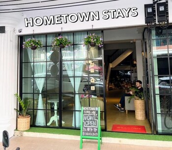 hometown stays hatyai