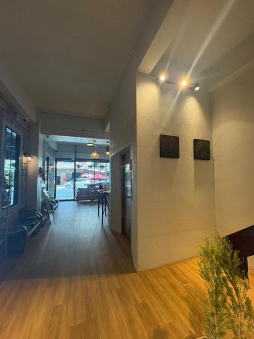 hometown stays hatyai