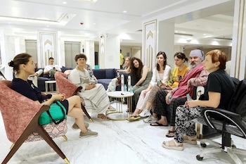 hotel namaste hindustan