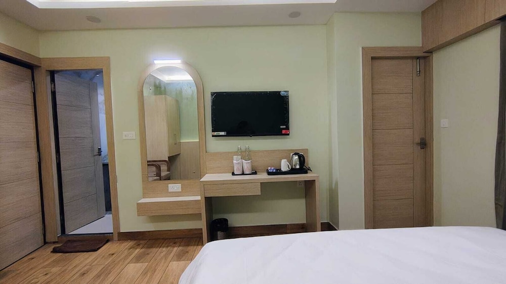 hotel global retreat