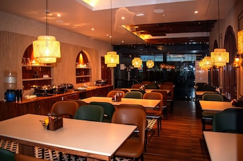 hotel global retreat