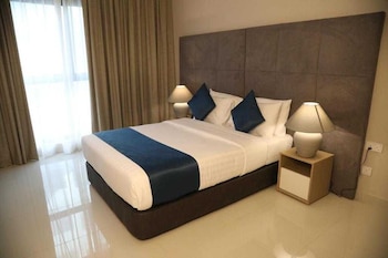 Dancenter Jewel Near World Trade Center,,3 star